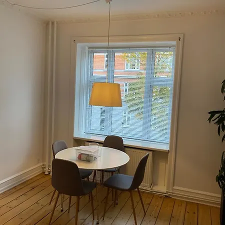 2-bedroom At Sophisticated Frederiksberg * Copenhague